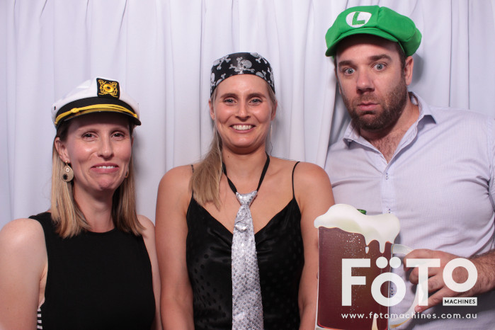 Diandra and Nick’s Wedding | View more photos from the event at gallery.fotomachines.com.au/u/FOTOMachines/Diandra-and-Nick’s-Wedding